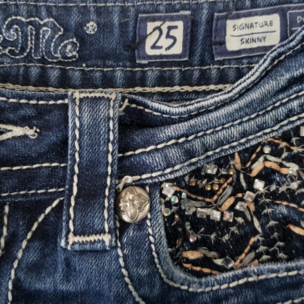 Miss Me‎ Signature Skinny Jeans - Picture 4 of 7